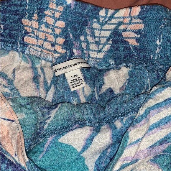 America Eagle high waist flair shorts - Picture 3 of 5